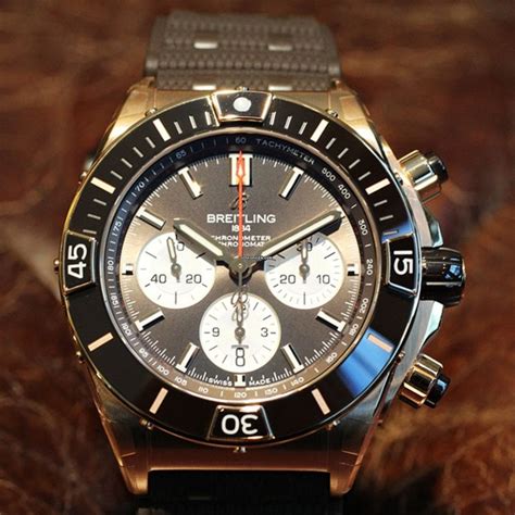 2105200155814 breitling